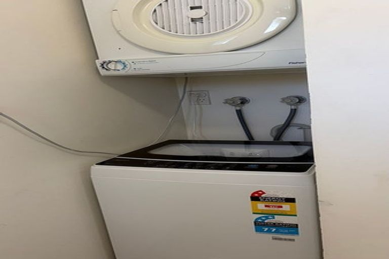 Photo of property in 5/27 Drummond Street, Mount Cook, Wellington, 6021