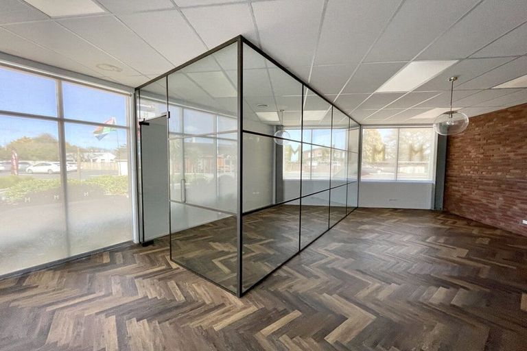 Photo of property in 1/108 Great South Road, Manurewa, Auckland, 2102