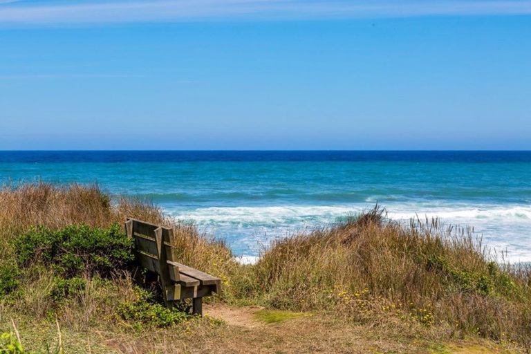 Photo of property in 292 Tai Road, Opunake, 4681