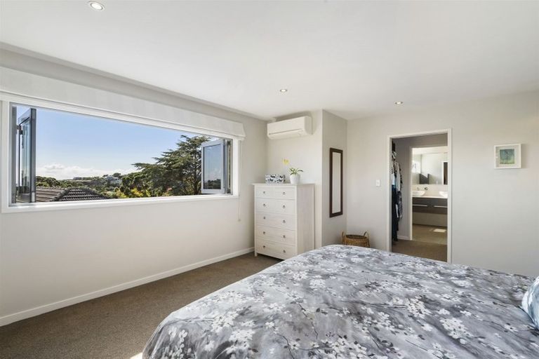 Photo of property in 17 Mayfair Crescent, Mairangi Bay, Auckland, 0630