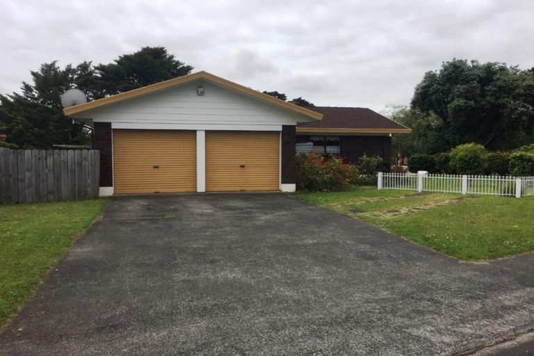 Photo of property in 1/1 Manse Road, Pahurehure, Papakura, 2113