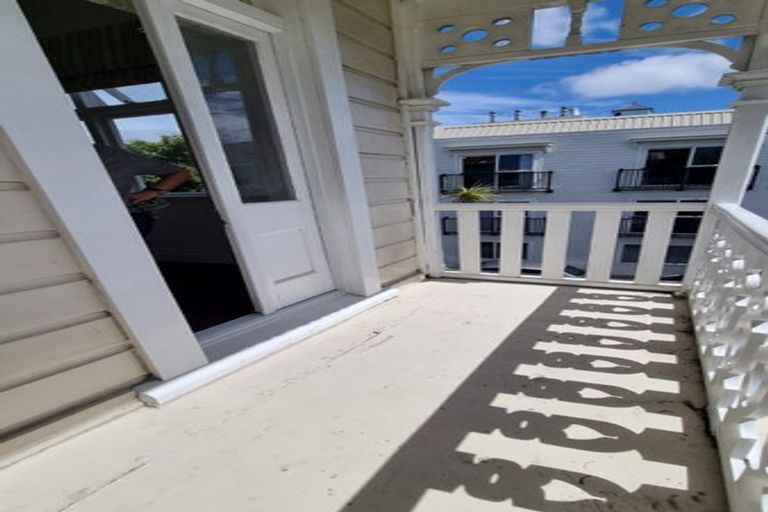 Photo of property in 99 Webb Street, Mount Cook, Wellington, 6011