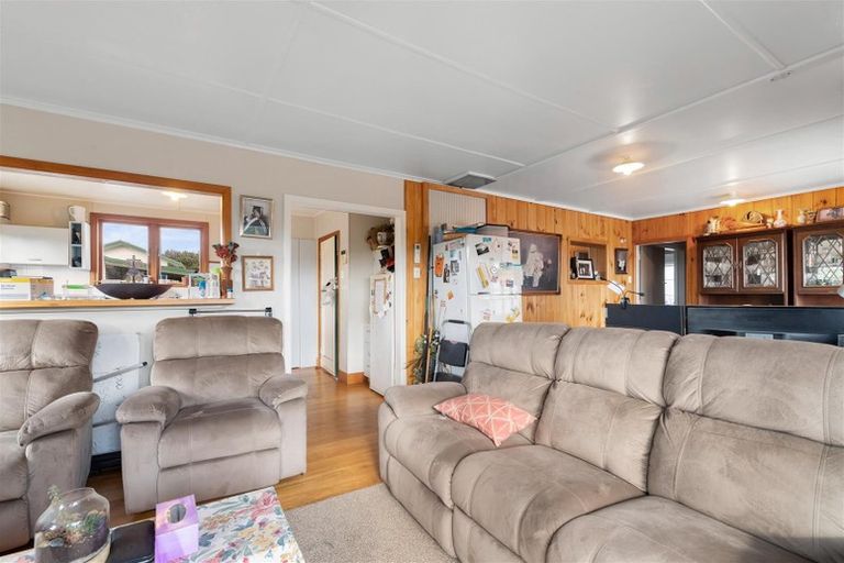 Photo of property in 15 Glenfield Road, Owhata, Rotorua, 3010