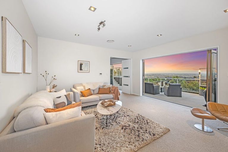 Photo of property in 8 Quarry Hill Terrace, Kennedys Bush, Christchurch, 8025