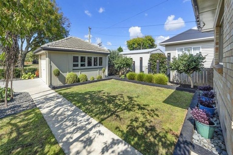 Photo of property in 18 Bolmuir Road, Forest Lake, Hamilton, 3200