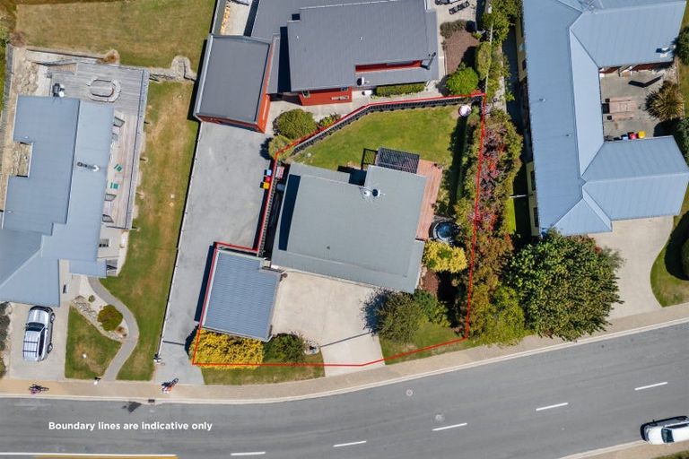 Photo of property in 108 Kings Drive, Wanaka, 9305