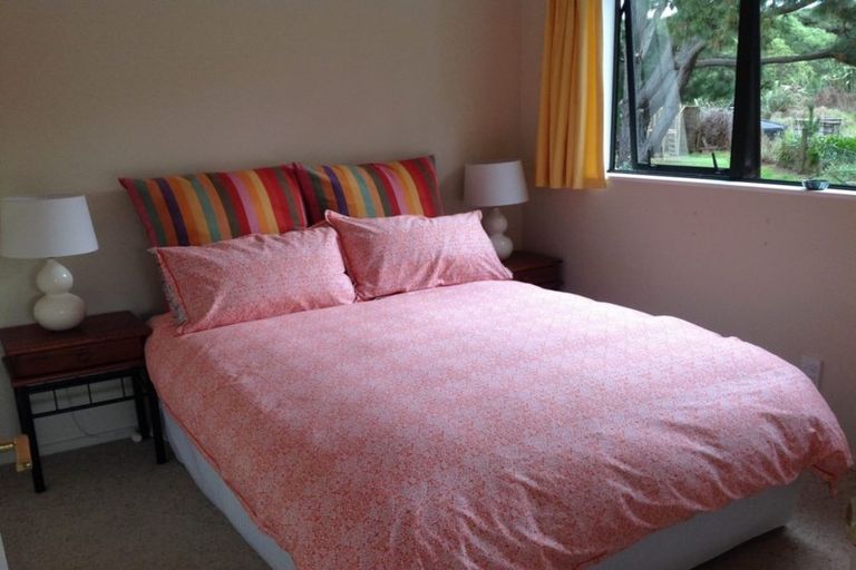 Photo of property in 283 Peka Peka Road, Peka Peka, Waikanae, 5391