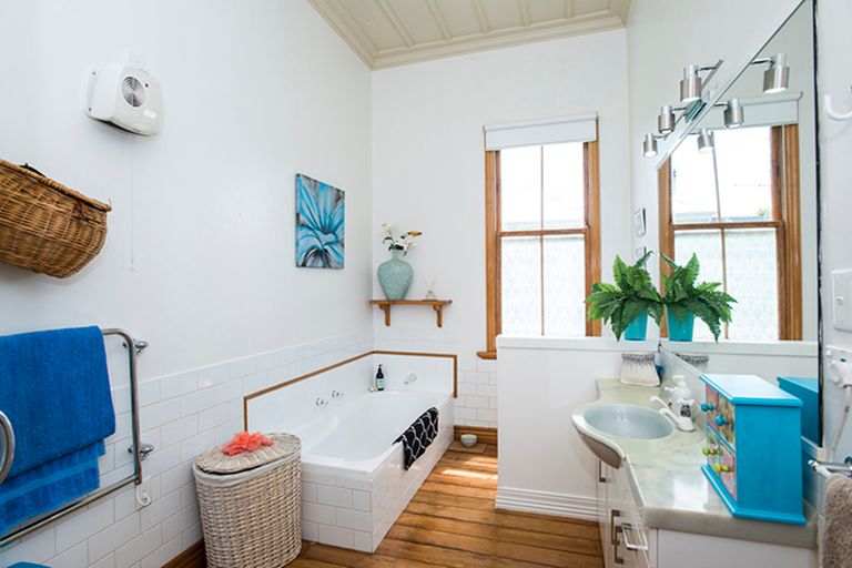 Photo of property in 2 Central Street, Whataupoko, Gisborne, 4010