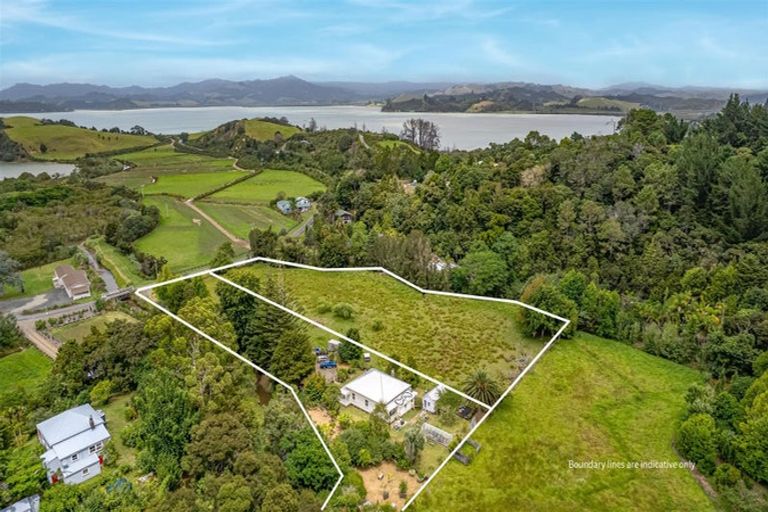 Photo of property in 303 Totara North Road, Totara North, Kaeo, 0479