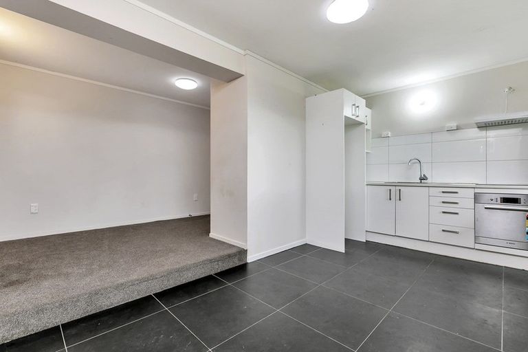 Photo of property in 493 Scenic Drive, Waiatarua, Auckland, 0612