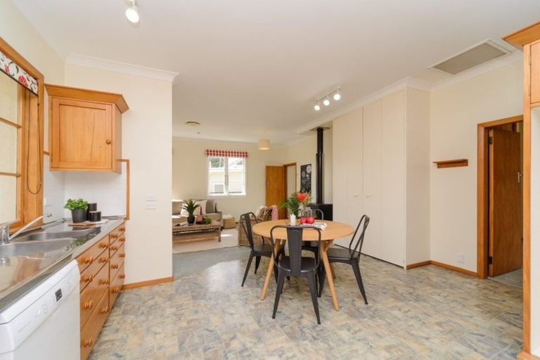 Photo of property in 100 Manawatu Street, Hokowhitu, Palmerston North, 4410