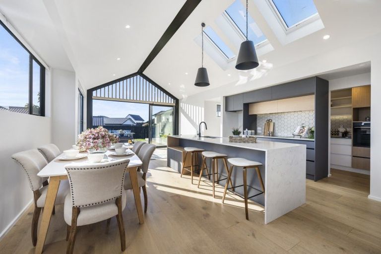 Photo of property in 18 Winstone House Road, Paerata, 2124