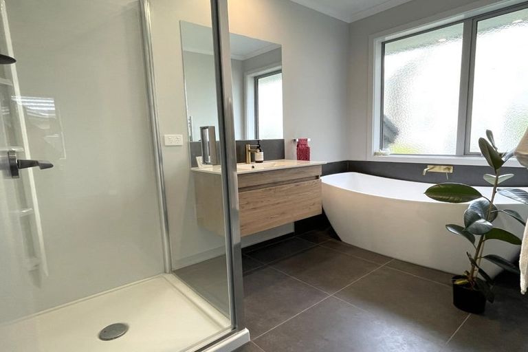 Photo of property in 72 Adler Drive, Ohauiti, Tauranga, 3112