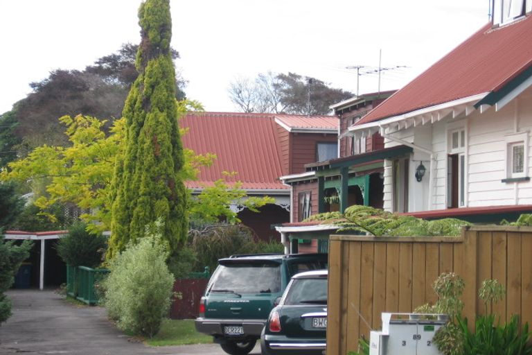 Photo of property in 1/89 Lynwood Road, New Lynn, Auckland, 0600
