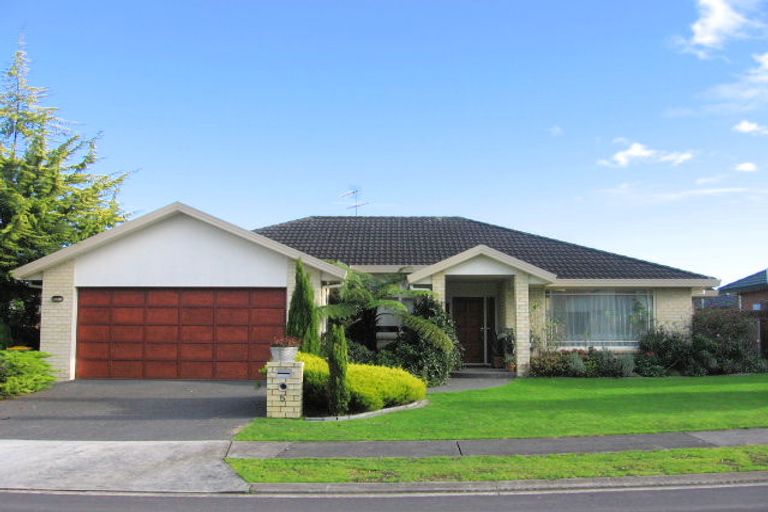 Photo of property in 5 Glencullen Place, Dannemora, Auckland, 2016