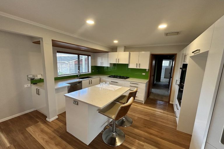 Photo of property in 58 Carnoustie Drive, Wattle Downs, Auckland, 2103
