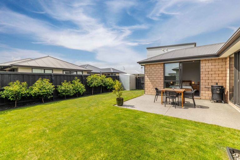 Photo of property in 22 George West Square West, Wigram, Christchurch, 8025