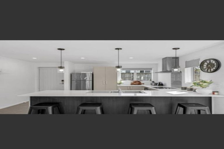 Photo of property in 52b Kayes Road, Pukekohe, 2120