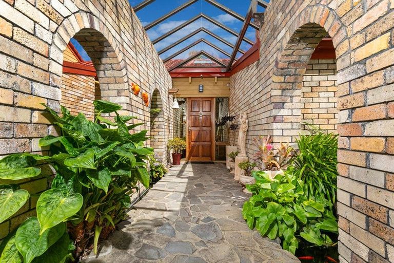Photo of property in 20 Kingfisher Grove, Greenhithe, Auckland, 0632