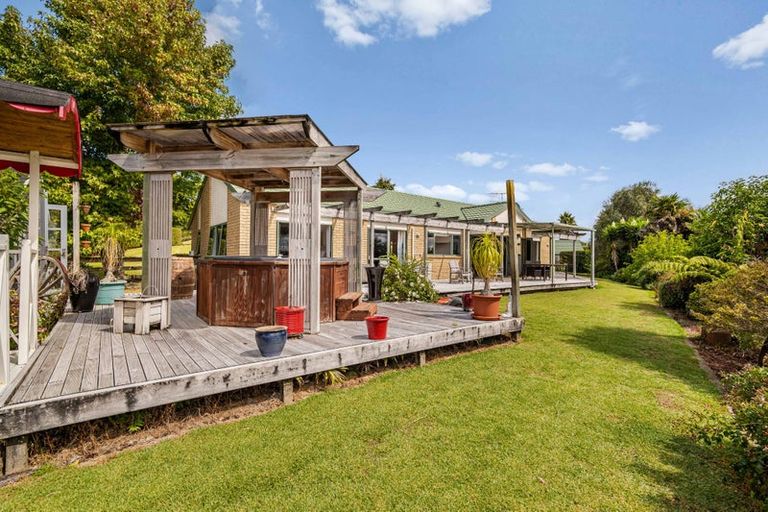 Photo of property in 46 Broadwood Rise, Kumeu, 0892