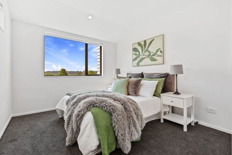 Photo of property in 6/13 Fairdale Place, Birkdale, Auckland, 0626