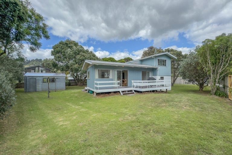 Photo of property in 106 Moore Place, Whangamata, 3620