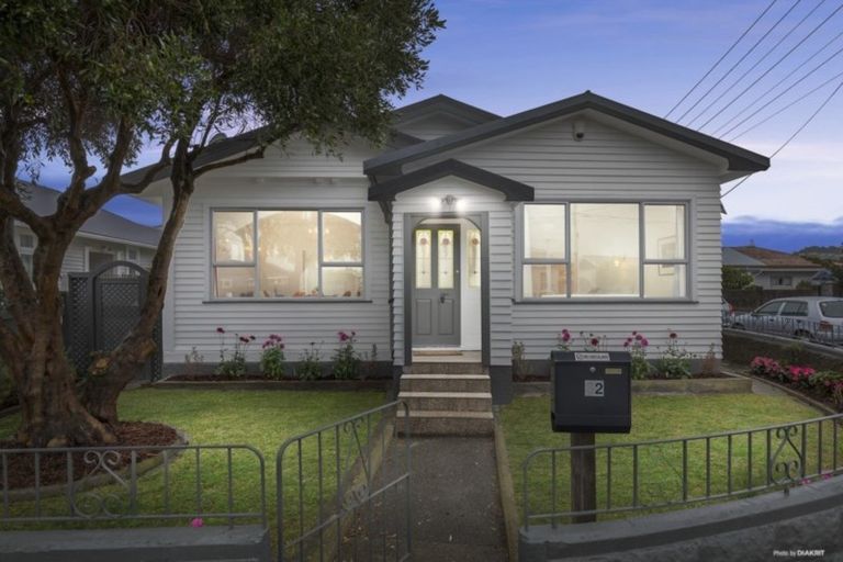 Photo of property in 32 Torridon Road, Miramar, Wellington, 6022