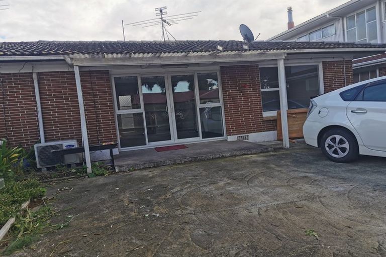 Photo of property in 2/58 Puhinui Road, Papatoetoe, Auckland, 2104