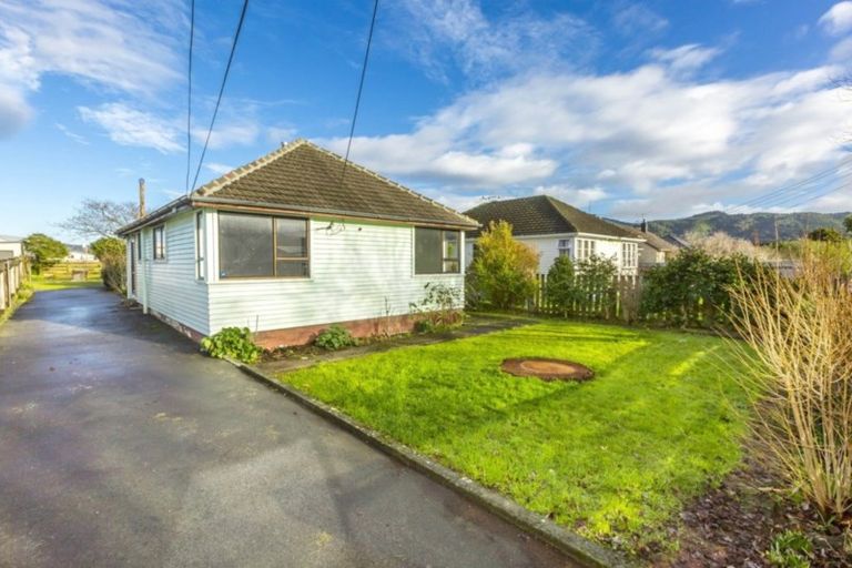 Photo of property in 30 Bristol Street, Trentham, Upper Hutt, 5018