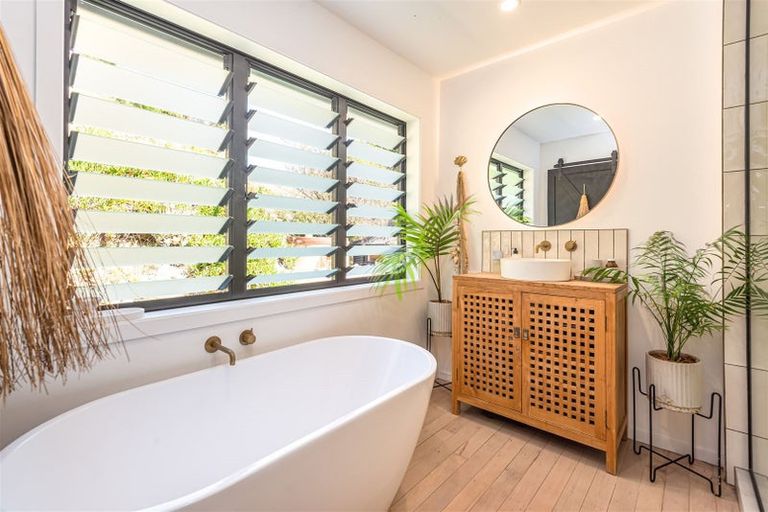 Photo of property in 9 Moncks Bay Lane, Moncks Bay, Christchurch, 8081