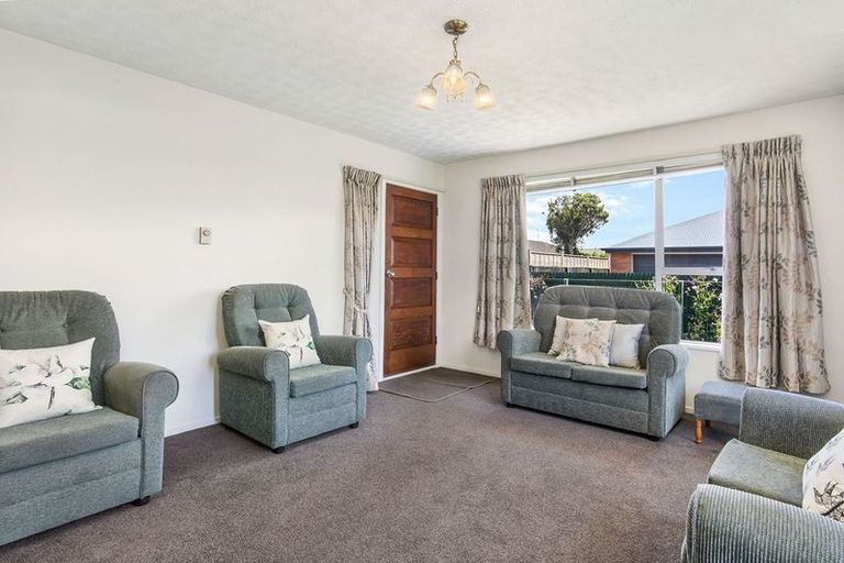 Photo of property in 2/8 Darroch Street, Belfast, Christchurch, 8051