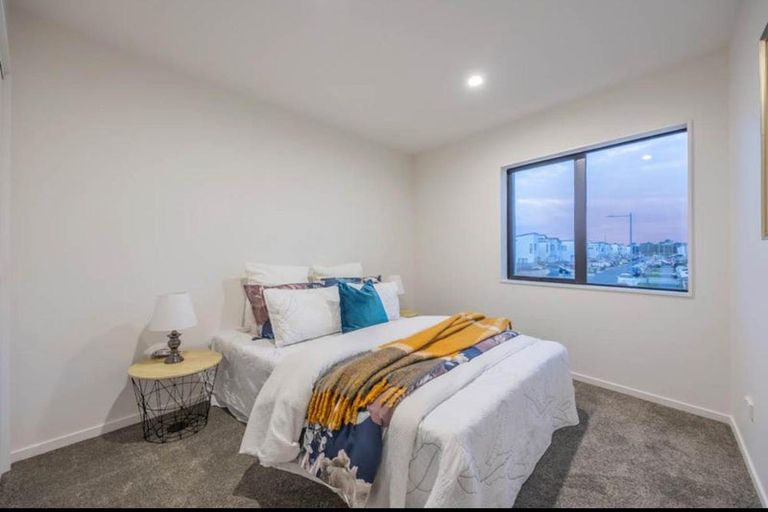 Photo of property in 68 Minhas Road, Papakura, 2110