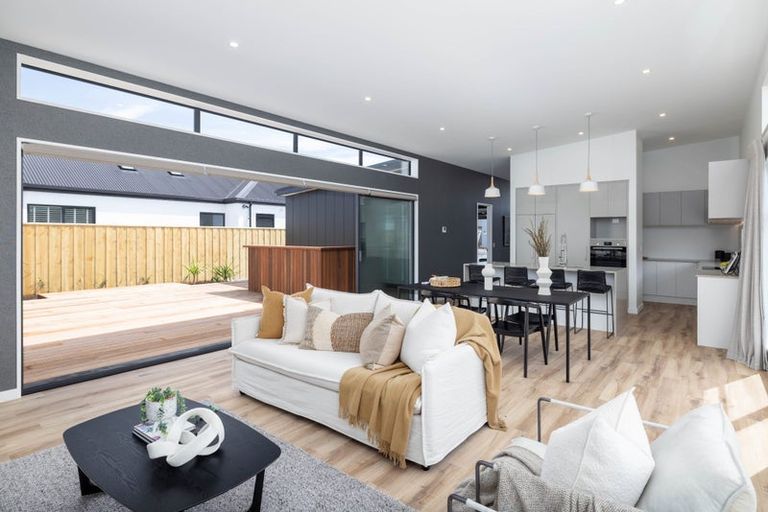 Photo of property in 8 Half Pint Lane, Halswell, Christchurch, 8025