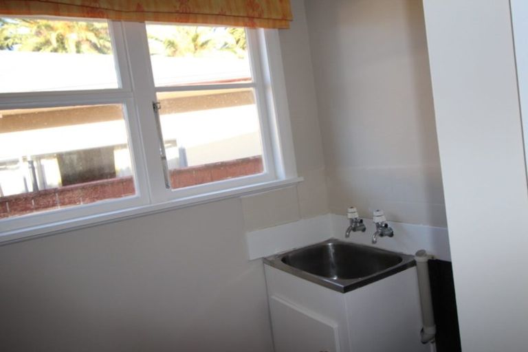 Photo of property in 3 Kent Crescent, Awapuni, Palmerston North, 4412