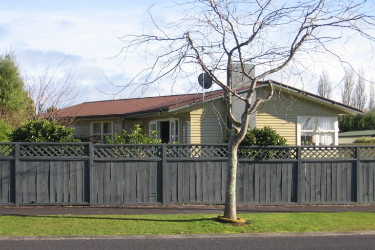 Photo of property in 37 Garden Heights Avenue, Glenview, Hamilton, 3206