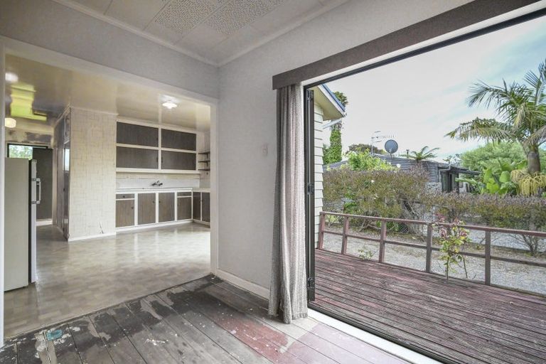 Photo of property in 11 Grove Road, Haumoana, 4102