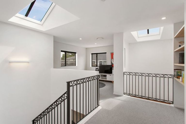 Photo of property in 97b Fendalton Road, Fendalton, Christchurch, 8014