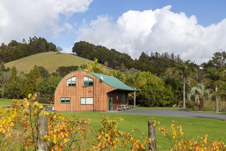 Photo of property in 460 Matakana Road, Warkworth, 0985