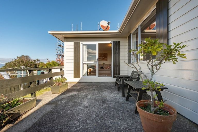 Photo of property in 6 Bandipur Terrace, Broadmeadows, Wellington, 6035