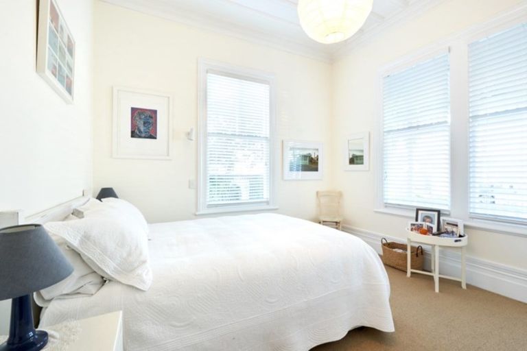 Photo of property in 12 Meeanee Quay, Westshore, Napier, 4110