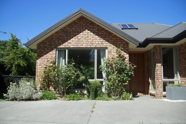 Photo of property in 1a Andrews Crescent, Spreydon, Christchurch, 8024