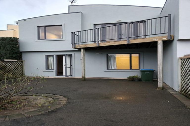 Photo of property in 14 Marina View, Paremata, Porirua, 5026