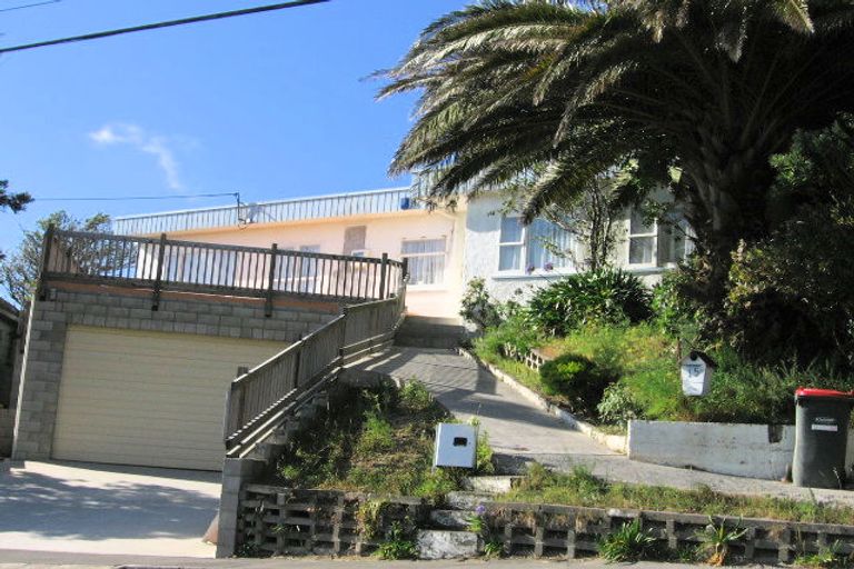 Photo of property in 15 Farnham Street, Mornington, Wellington, 6021