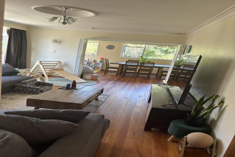 Photo of property in 26 Cranwell Street, Churton Park, Wellington, 6037