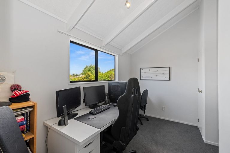 Photo of property in 61a Jaemont Avenue, Te Atatu South, Auckland, 0610
