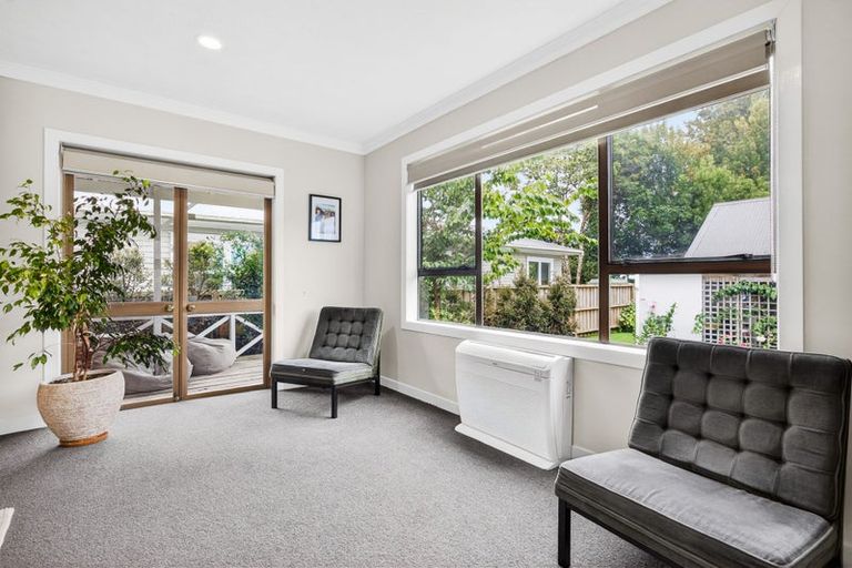 Photo of property in 53 Cambridge Road, Riverhead, 0820