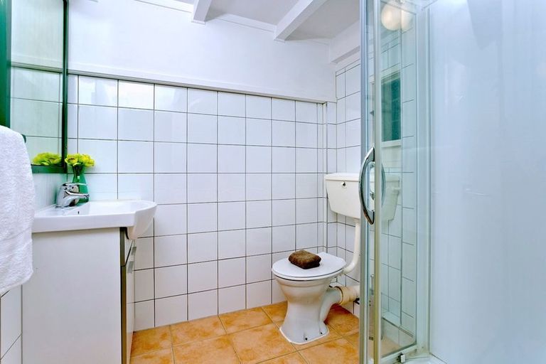 Photo of property in 171a Mokoia Road, Birkenhead, Auckland, 0626