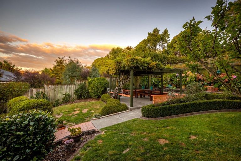 Photo of property in 22 Examiner Street, Nelson, 7010