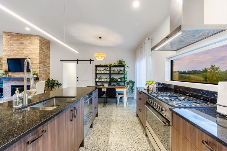 Photo of property in 312 Pukapuka Road, Pohuehue, Warkworth, 0983