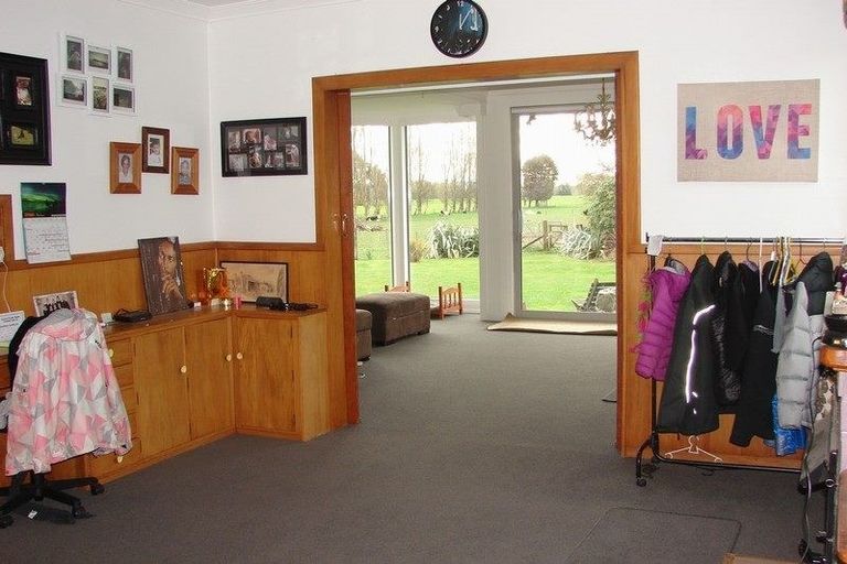 Photo of property in 318 Winton Lorneville Highway, Thomsons Crossing, Winton, 9781